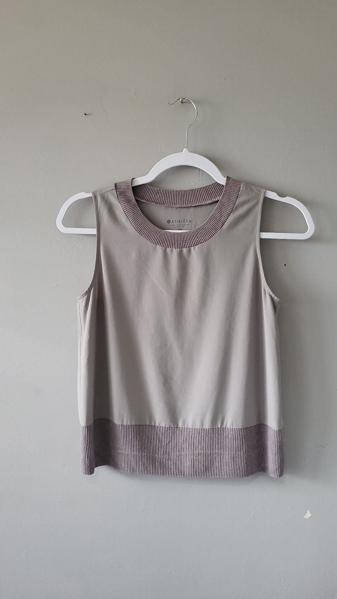 Athleta Renew Shell Sleeveless Top Xxs